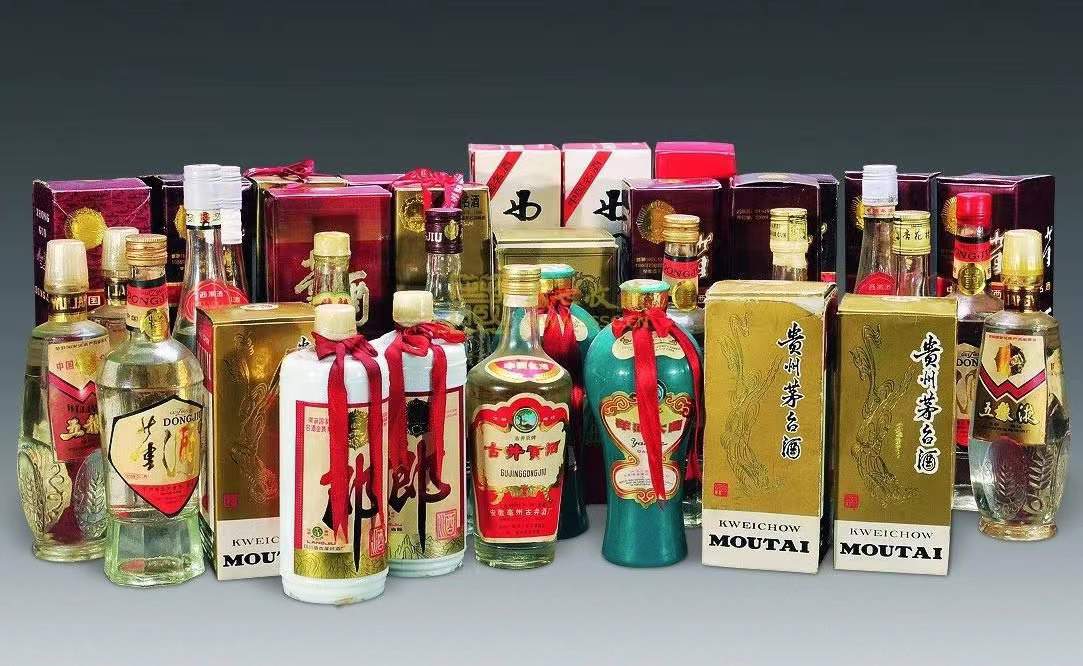 若尔盖名酒回收